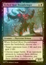 [FOIL] Etched Host Doombringer 【ENG】 [MOM-Black-C]